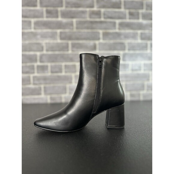 Journee Collection Womens 7M Black Haylinn Block Faux Leather Heeled Ankle Boot - Picture 3 of 14